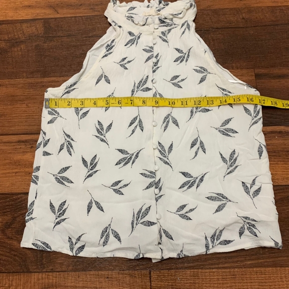 Gilli High Neck Tank Top Button Down White Gray Leaves Women’s Size S Lined - Picture 7 of 8